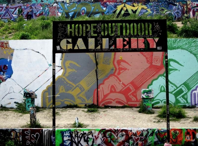 Austin TX Graffiti Park - Hope Outdoor Gallery